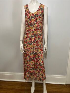 Sleeveless Floral Maxi Dress in Red and Green